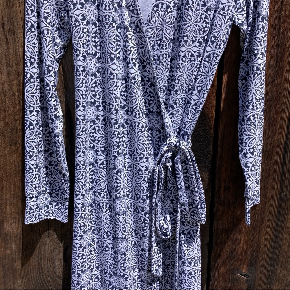 Nwot Pendleton Navy And White Patterned Wrap Dress - image 4